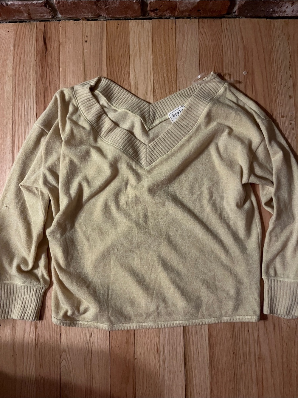 Style Rack Pale Yellow V-Neck Sweater
